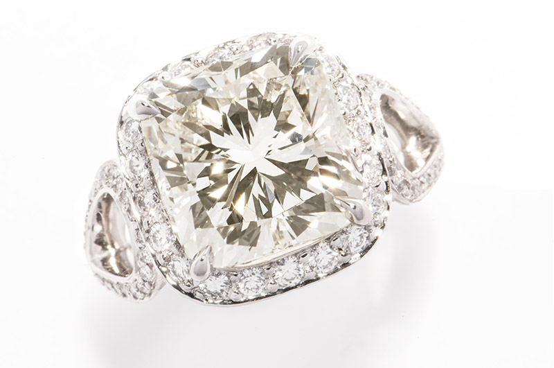 No image available for this item.